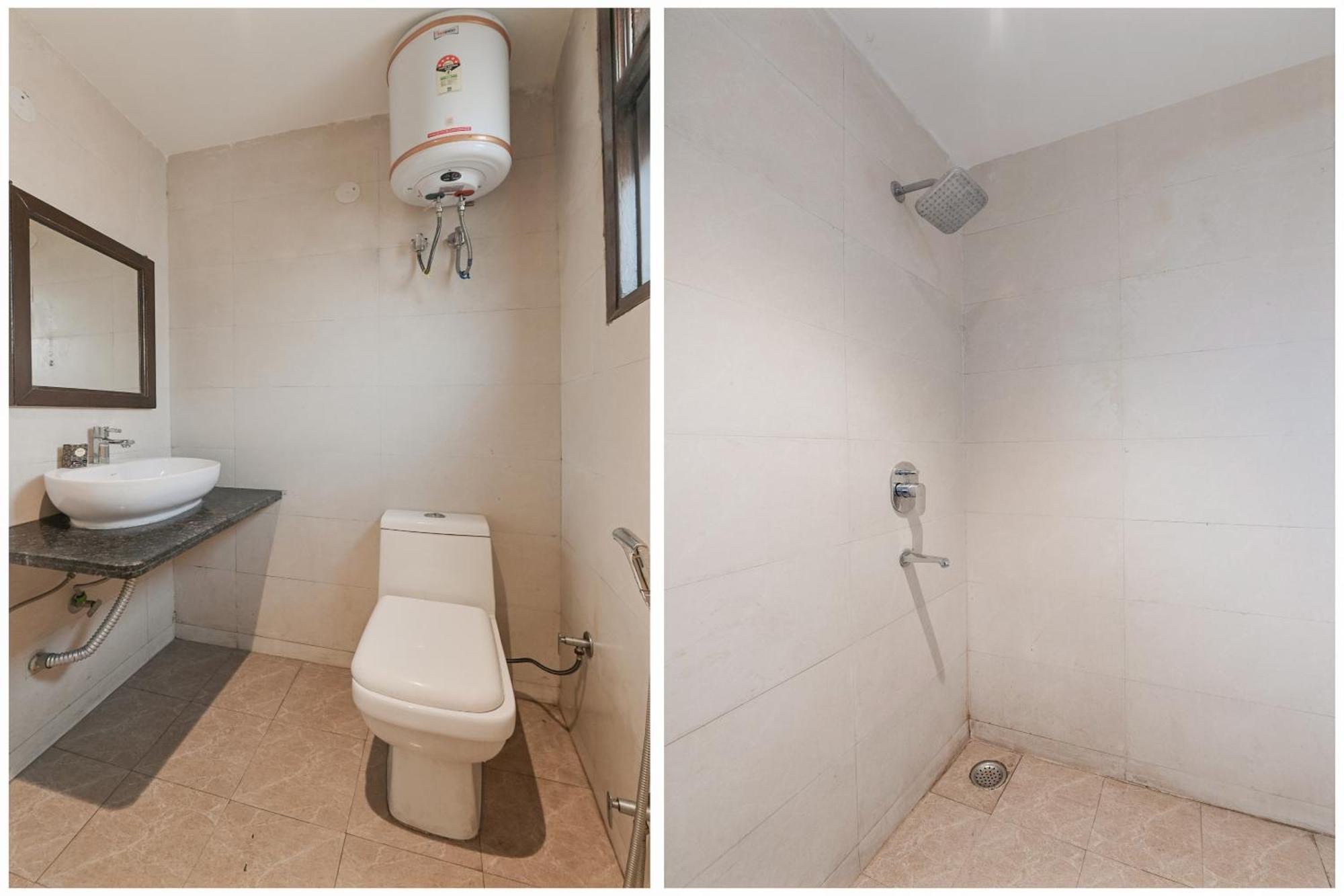 Hotel O Premium Rooms Chhatarpur New Delhi Exterior photo